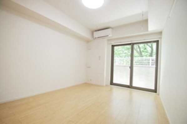 スタヴ オールの物件内観写真